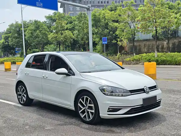 Volkswagen Golf 2020