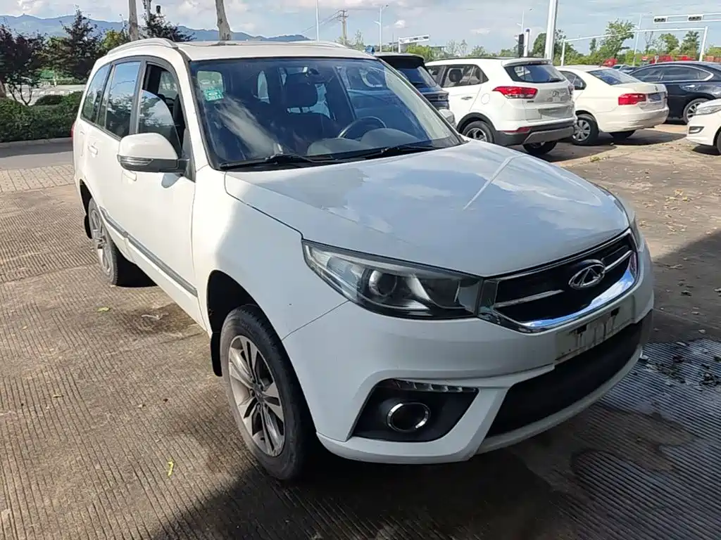 Chery Tiggo 3 2015 — фото 4