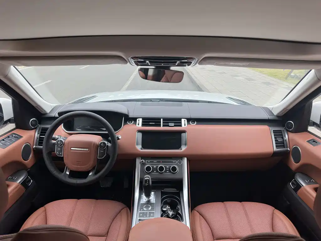 Land Rover Sport 2017 — фото 10