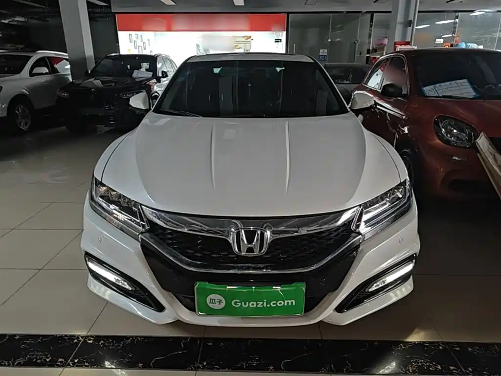 Honda Spirior 2017 — фото 3