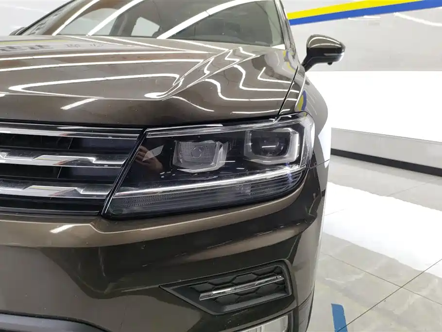 Volkswagen Tiguan L 2018 — фото 5