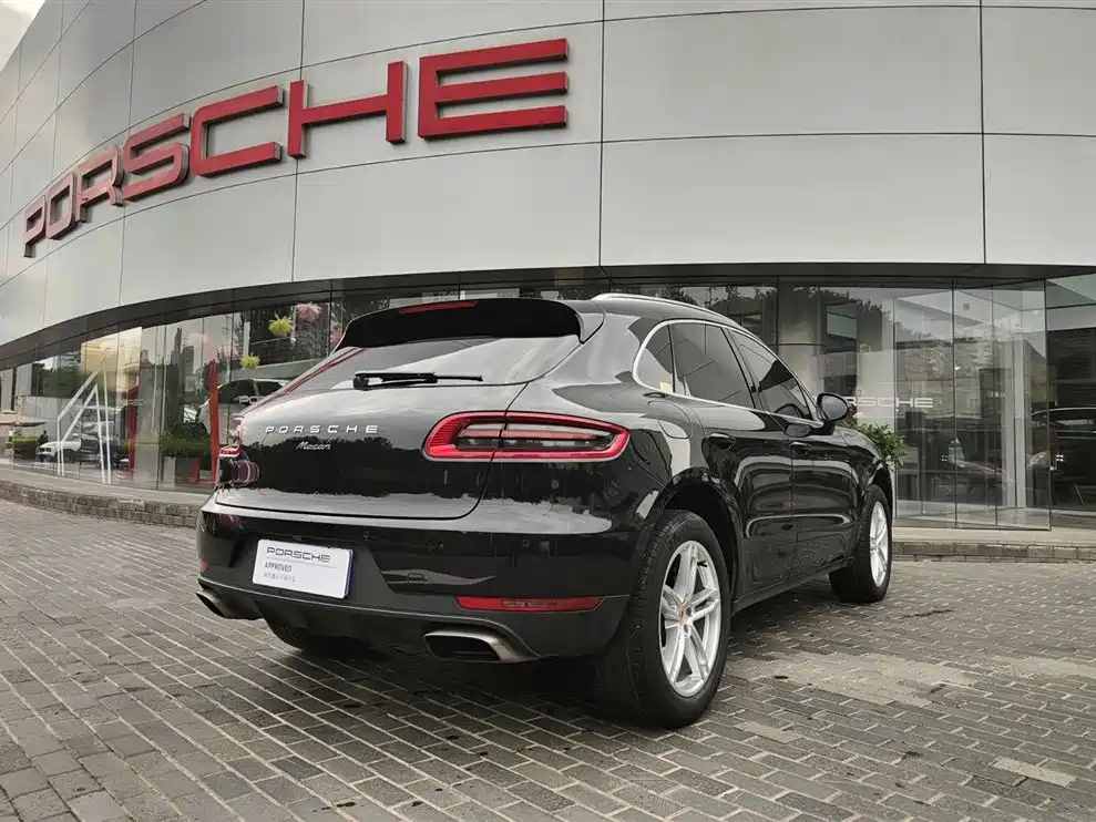 Porsche Macan 2014 — фото 14