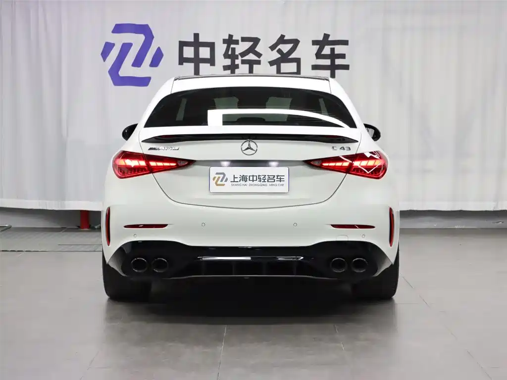 Mercedes-Benz C-Class AMG 2024 — фото 4