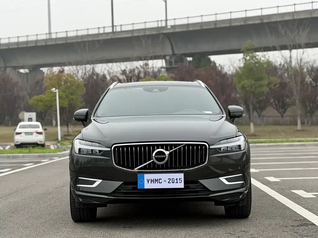 Volvo XC60 2021