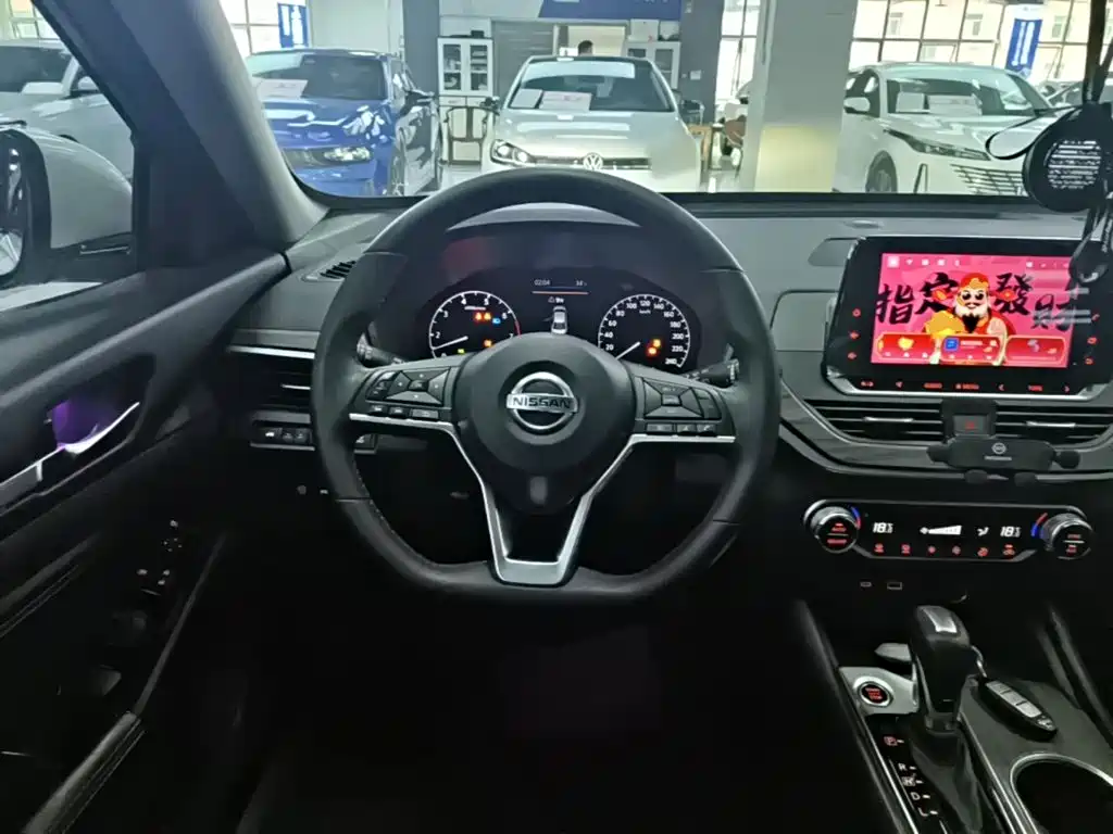 Nissan Teana 2021 — фото 11