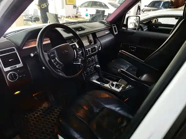 Land Rover Range Rover 2013