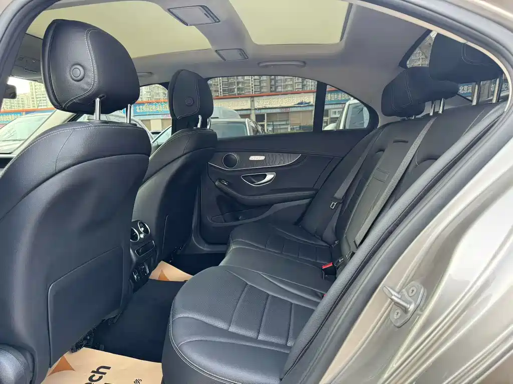 Mercedes-Benz C-Class 2020 — фото 6