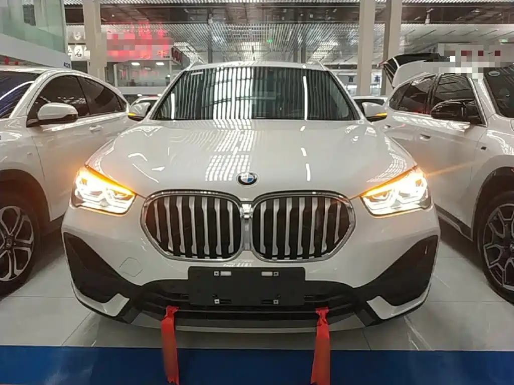 BMW X1 2023 — фото 3