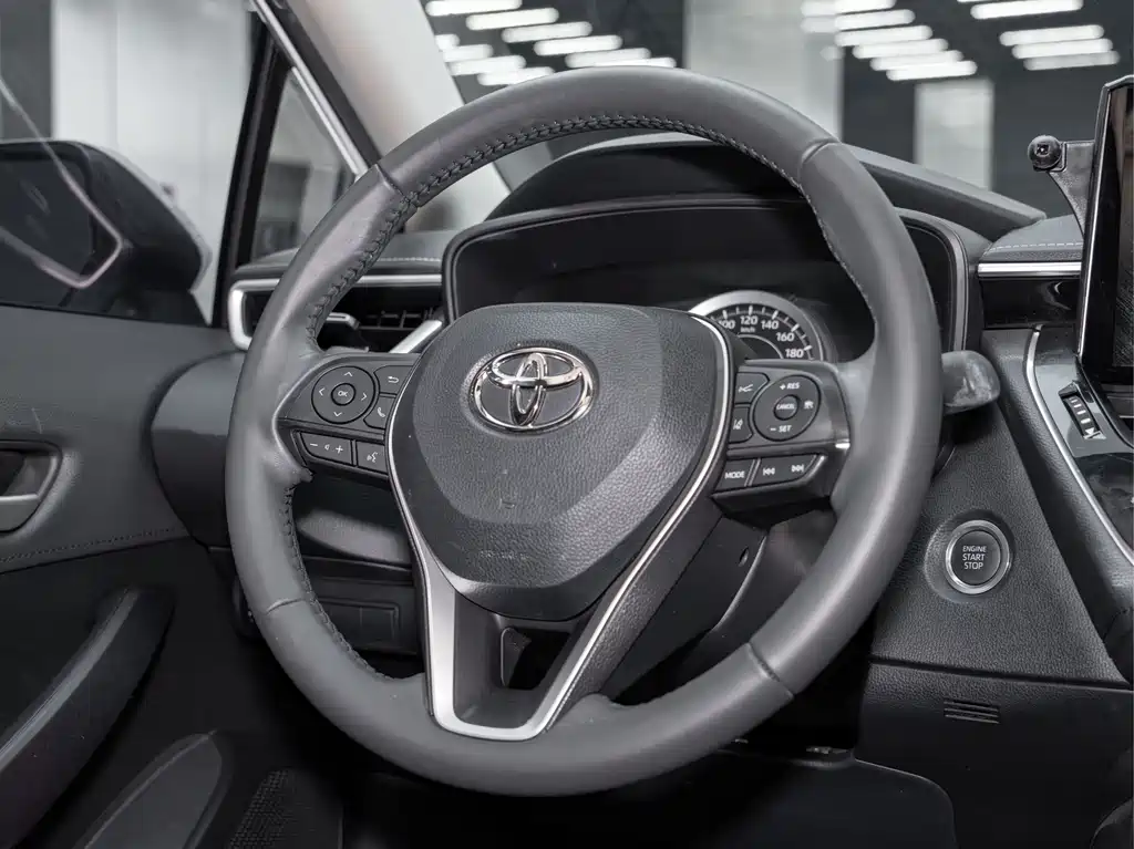 Toyota Corolla 2022 — фото 16