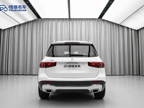 Mercedes-Benz GLB 2023