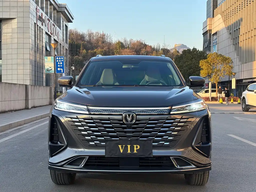 Changan CS75 PLUS 2024 — фото 2