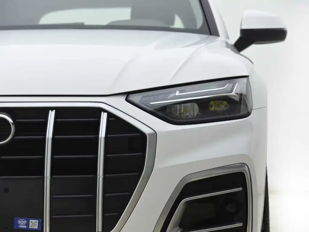 Audi Q5L 2023 — фото 2