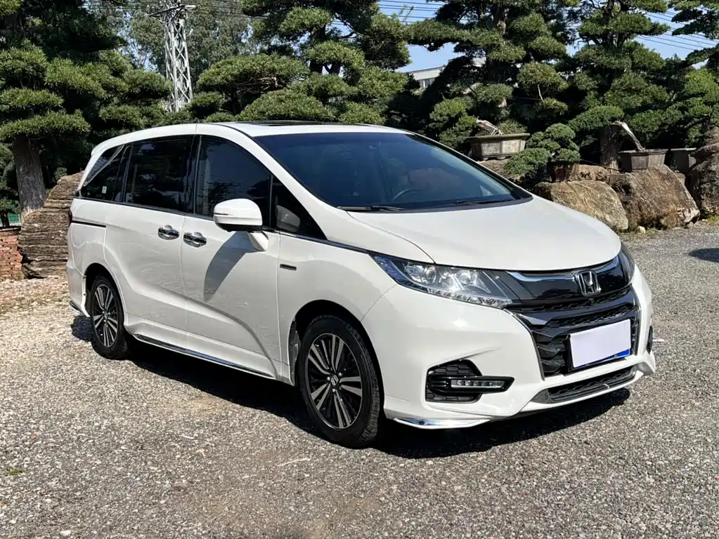 Honda Odyssey 2021 — фото 2