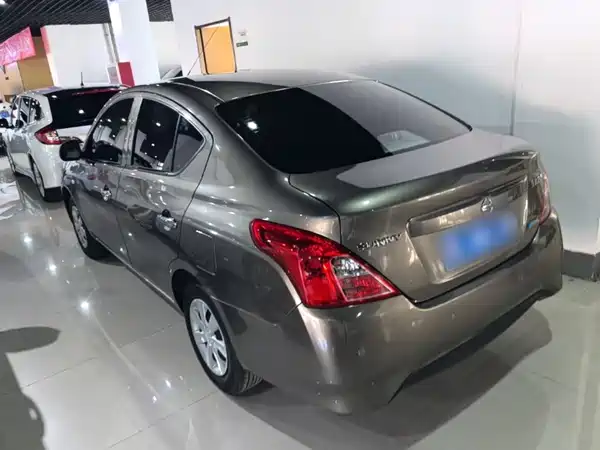 Nissan Sunny 2018