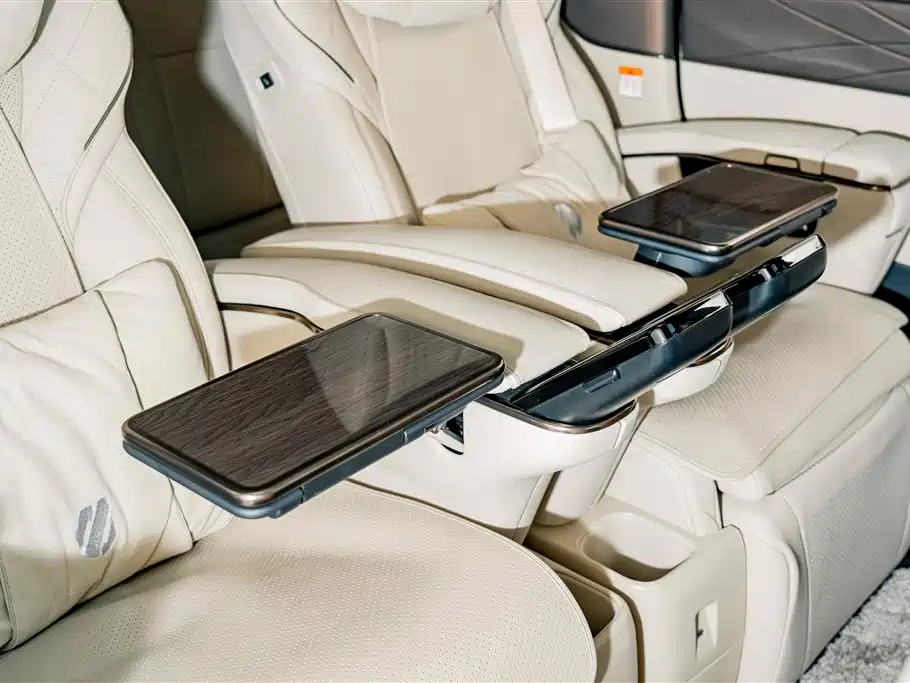 Toyota Alphard 2024 — фото 29