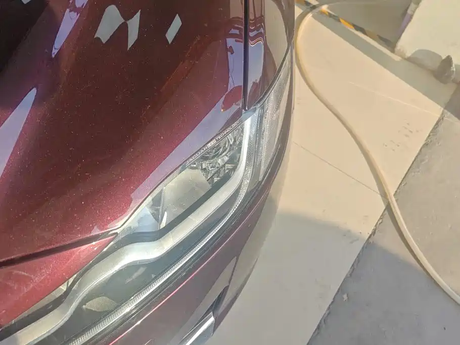 Jaguar XFL 2019