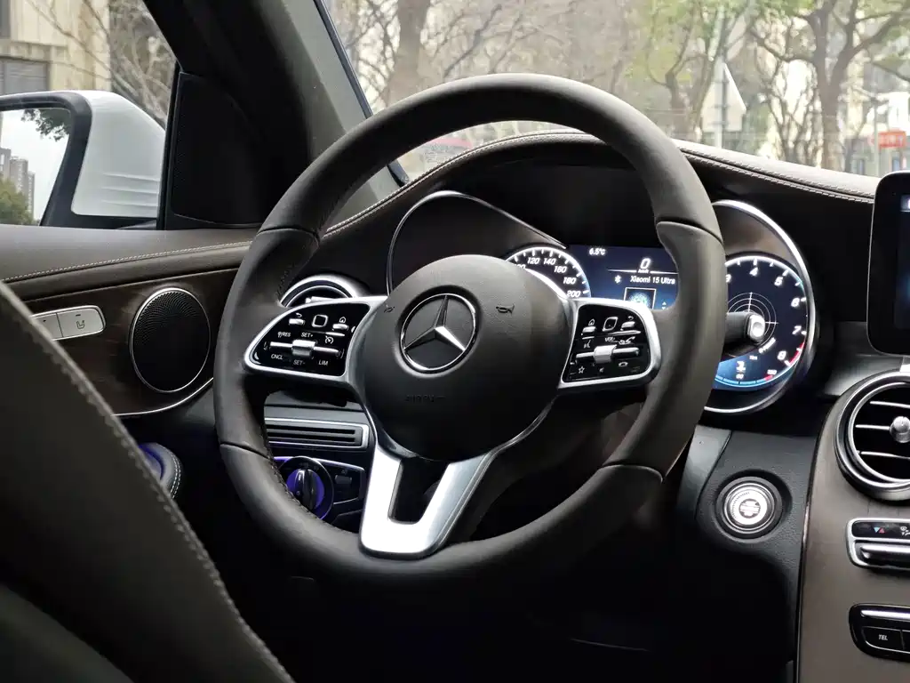 Mercedes-Benz GLC 2020 — фото 11