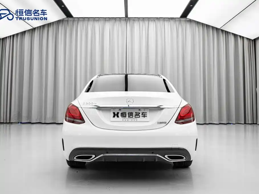 Mercedes-Benz C-Class 2021
