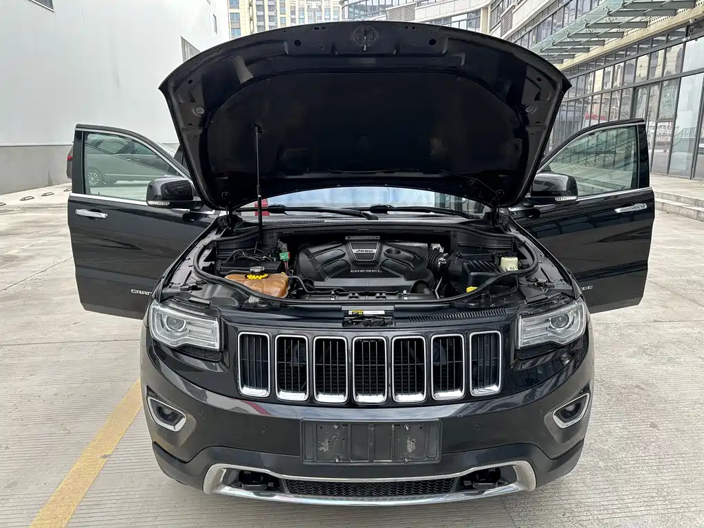 Jeep Grand Cherokee 2016 — фото 7