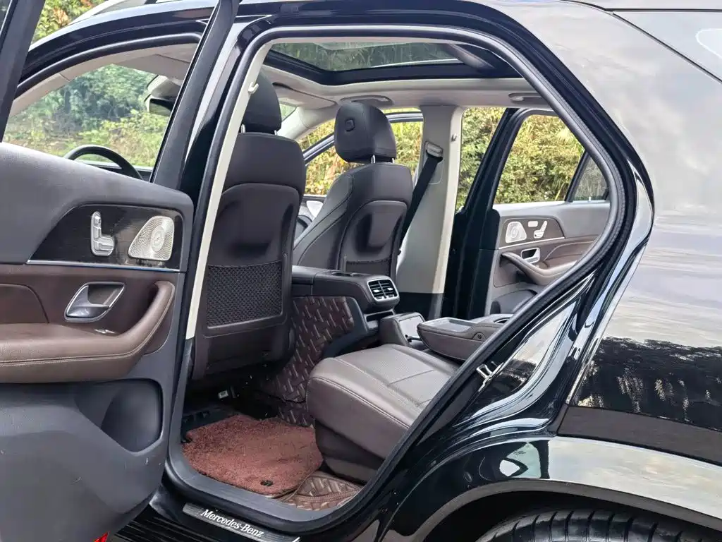Mercedes-Benz GLE 2020 — фото 10