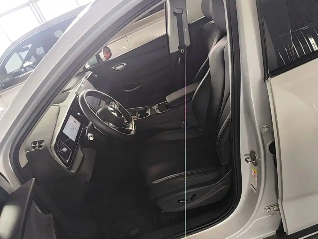 BYD Sealion 05 EV 2025 — фото 15