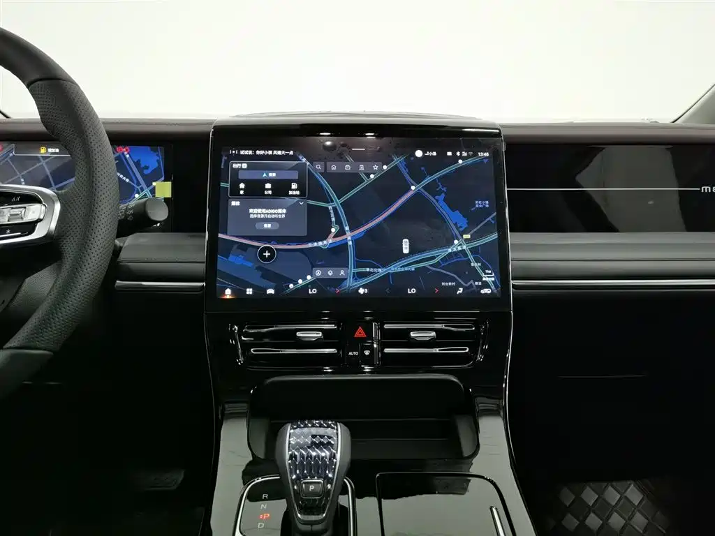 GAC Motor Trumpchi M8 2025 — фото 12
