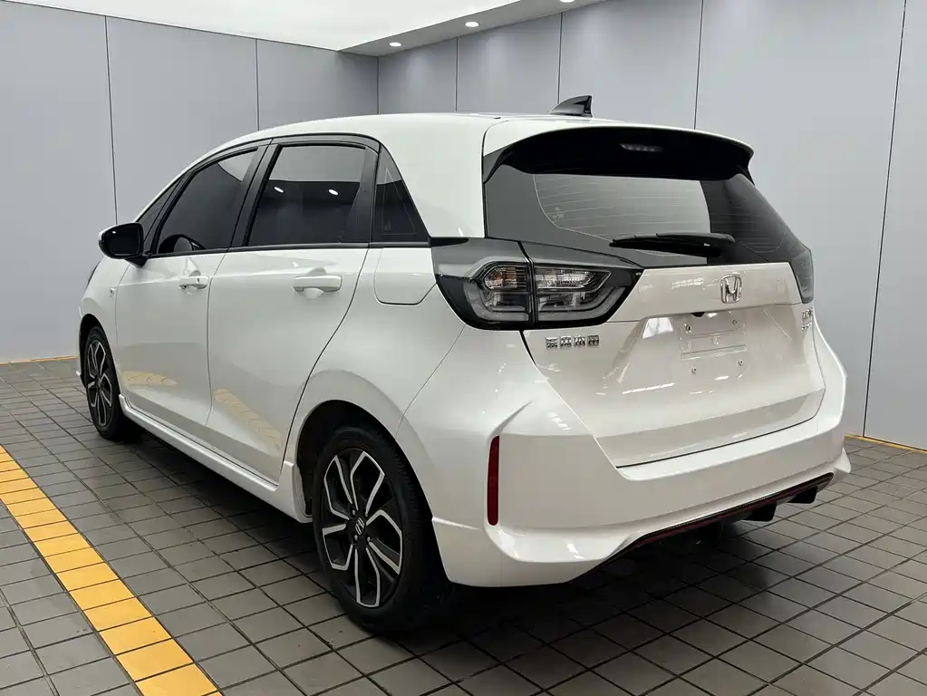 Honda LIFE 2023