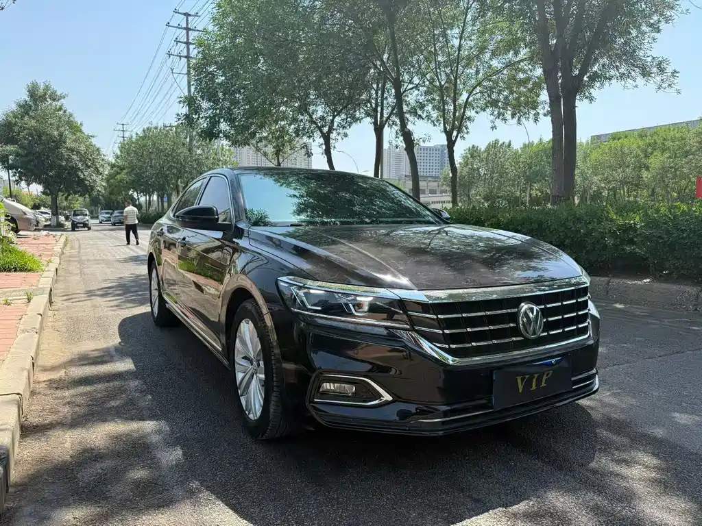 Volkswagen Passat 2019 — фото 3
