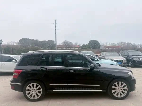 Mercedes-Benz GLK-Class 2010