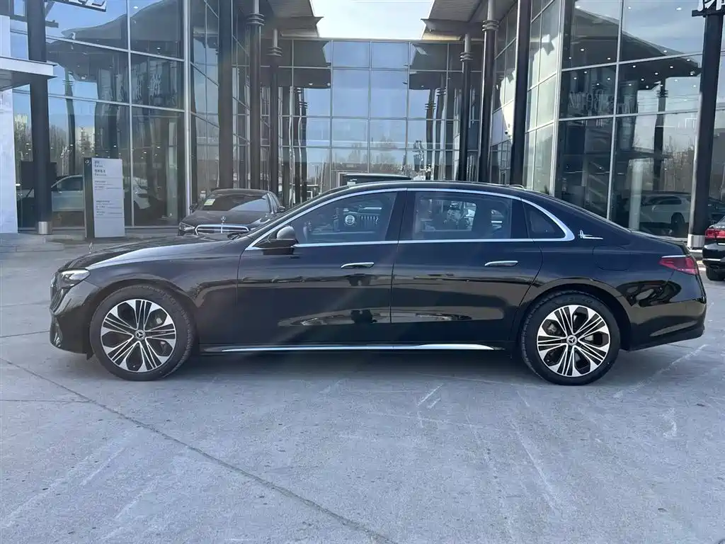 Mercedes-Benz E-Class New Energy 2024 — фото 2