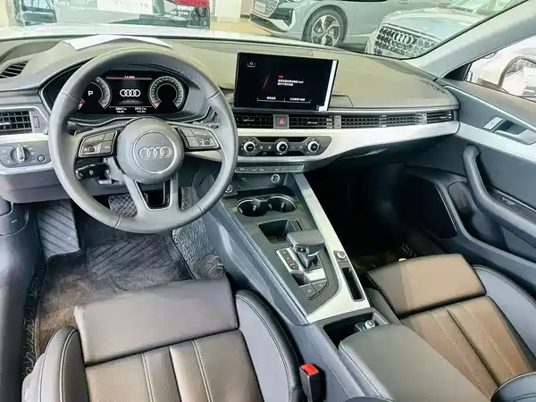 Audi A4L 2024