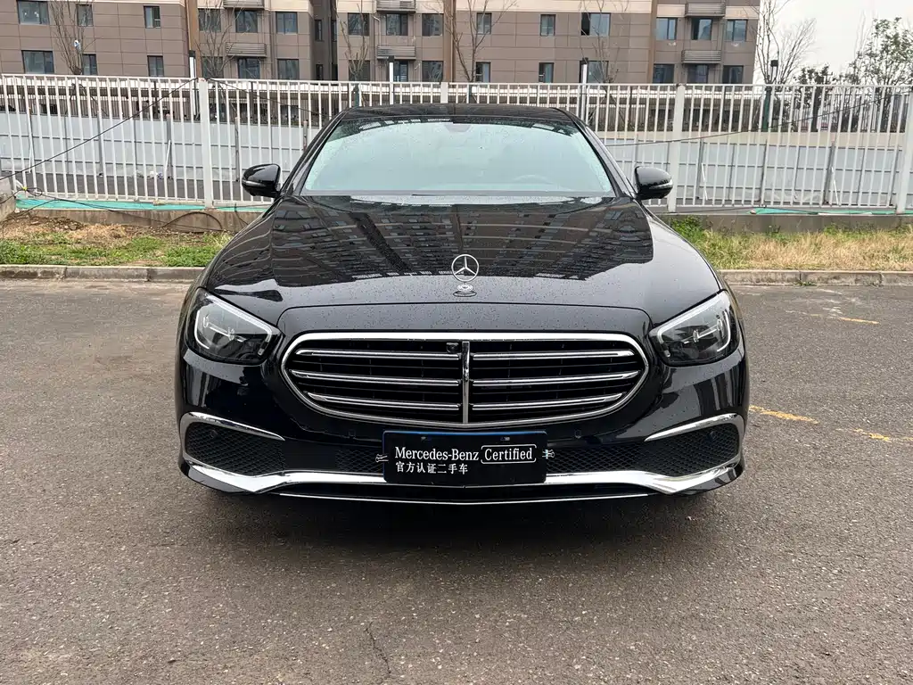 Mercedes-Benz E-Class 2023 — фото 2