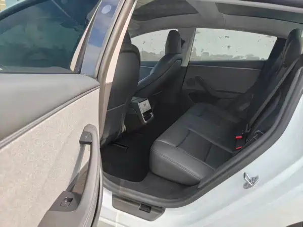 Tesla Model 3 2026