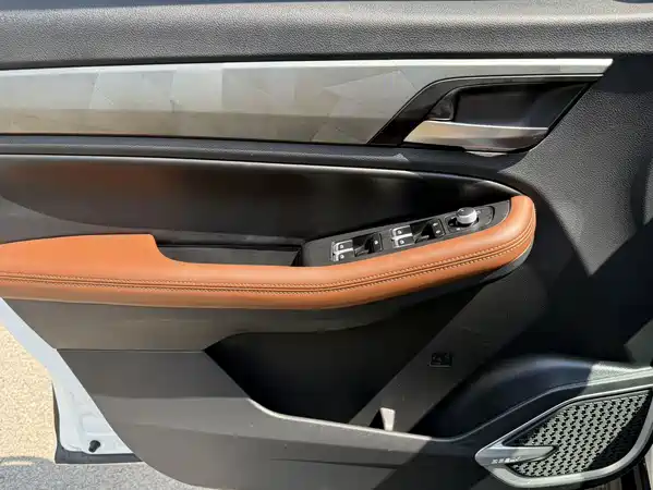 Geely Vision X6 2021