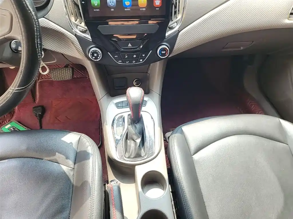 Chevrolet Cruze 2016 — фото 14