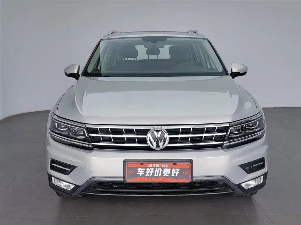 Volkswagen Tiguan L 2017 — фото 3