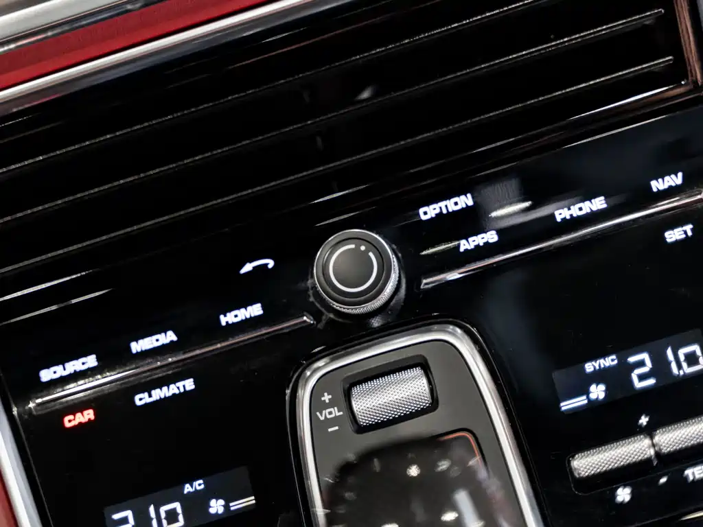 Porsche Panamera 2019 — фото 14