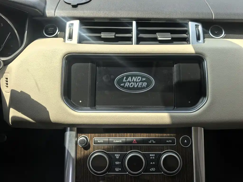 Land Rover Sport 2017 — фото 16