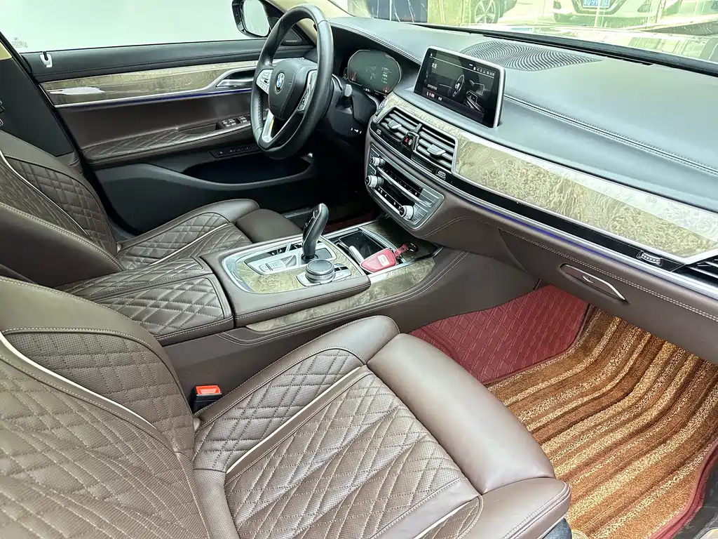 BMW 7 Series 2022 — фото 15