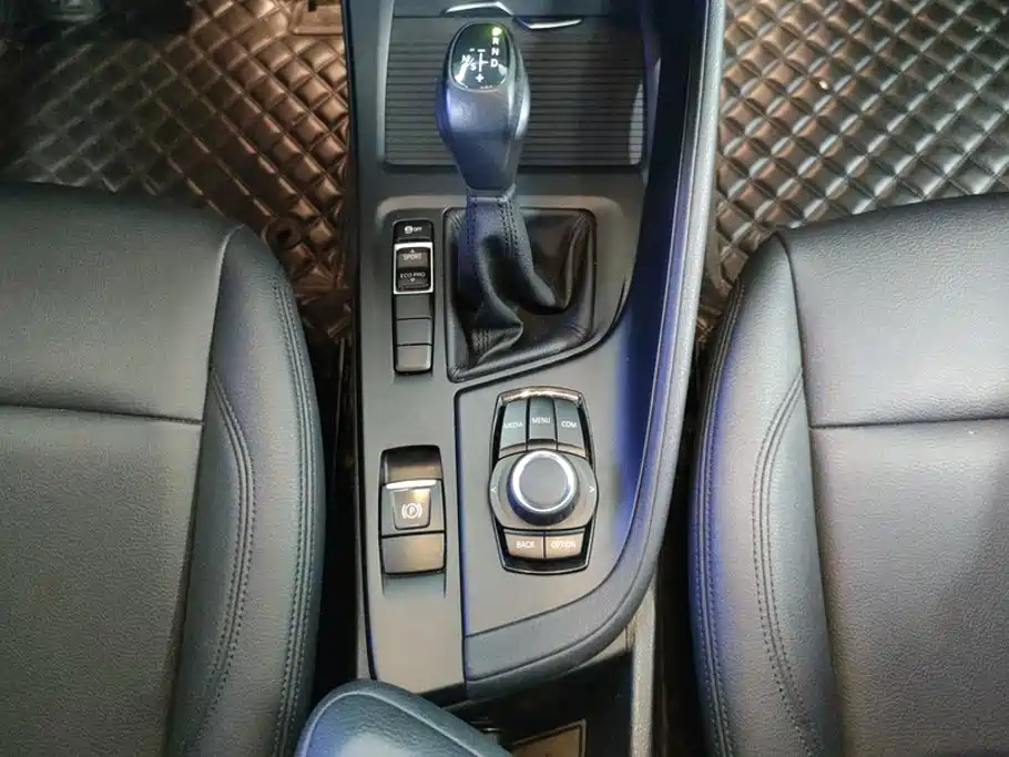 BMW X1 2019 — фото 16