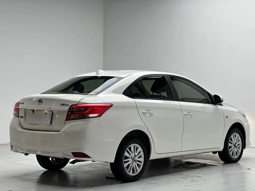 Toyota Vios 2017 — фото 9