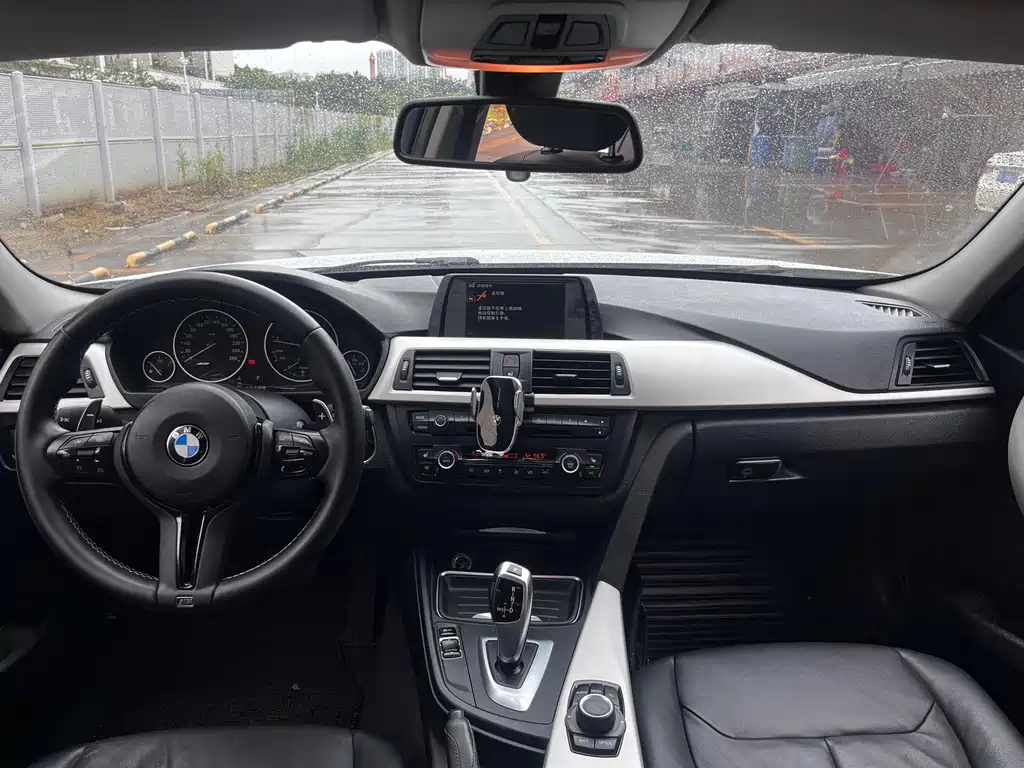 BMW 3 Series 2016