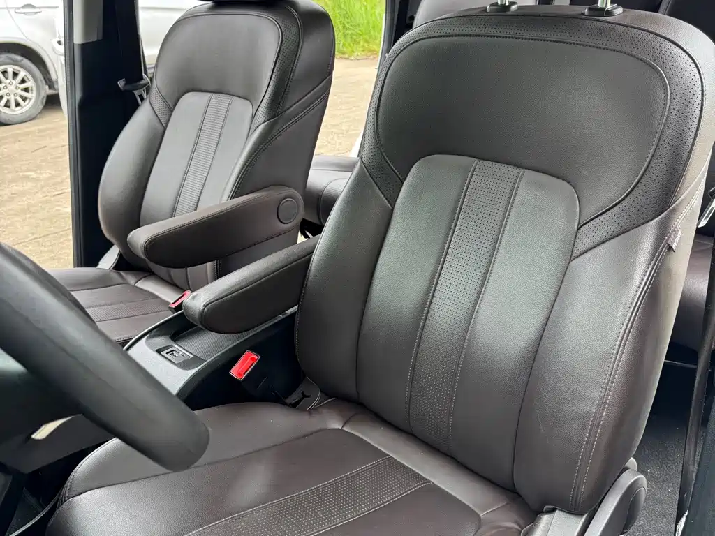 GAC Motor Trumpchi M6 2020 — фото 13