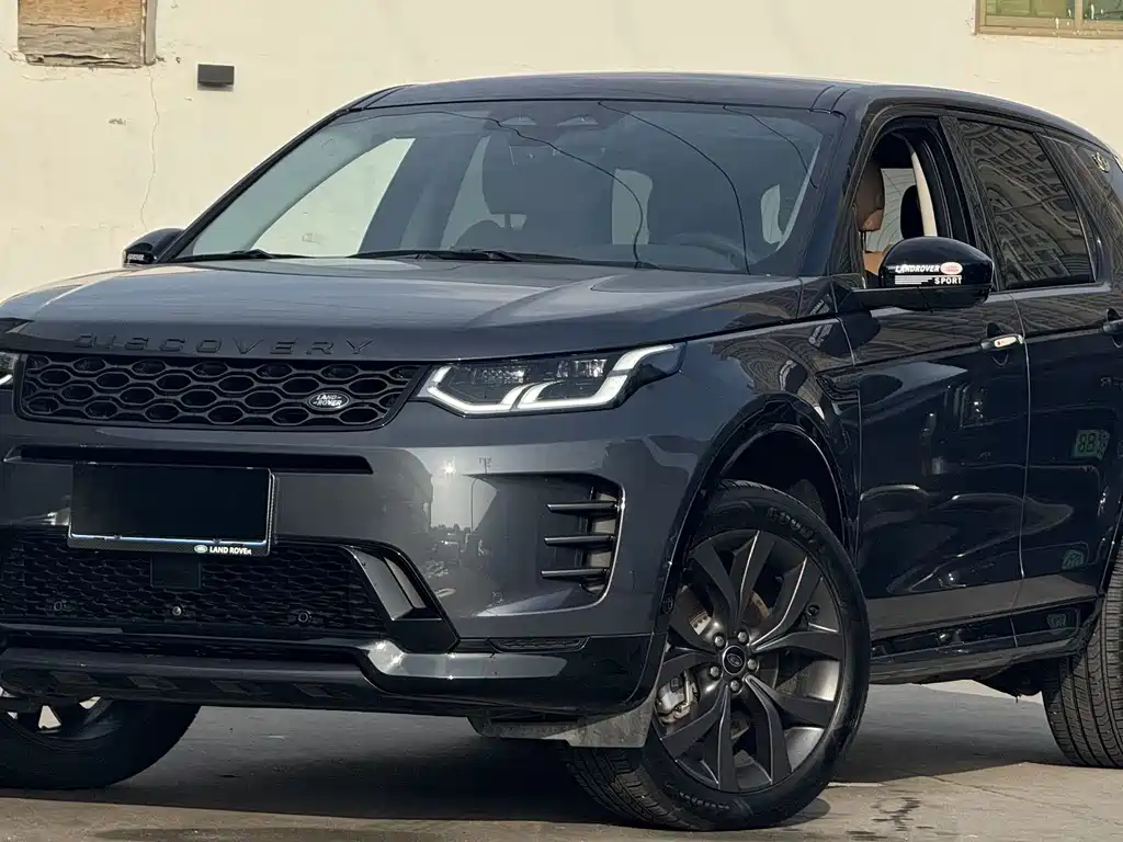 Land Rover Discovery Sport 2024 — фото 1