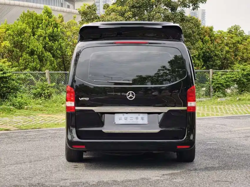 Mercedes-Benz Vito 2024 — фото 11