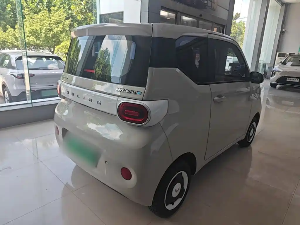 Wuling Hongguang MINIEV 2025