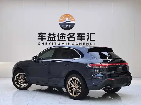 Porsche Macan 2023