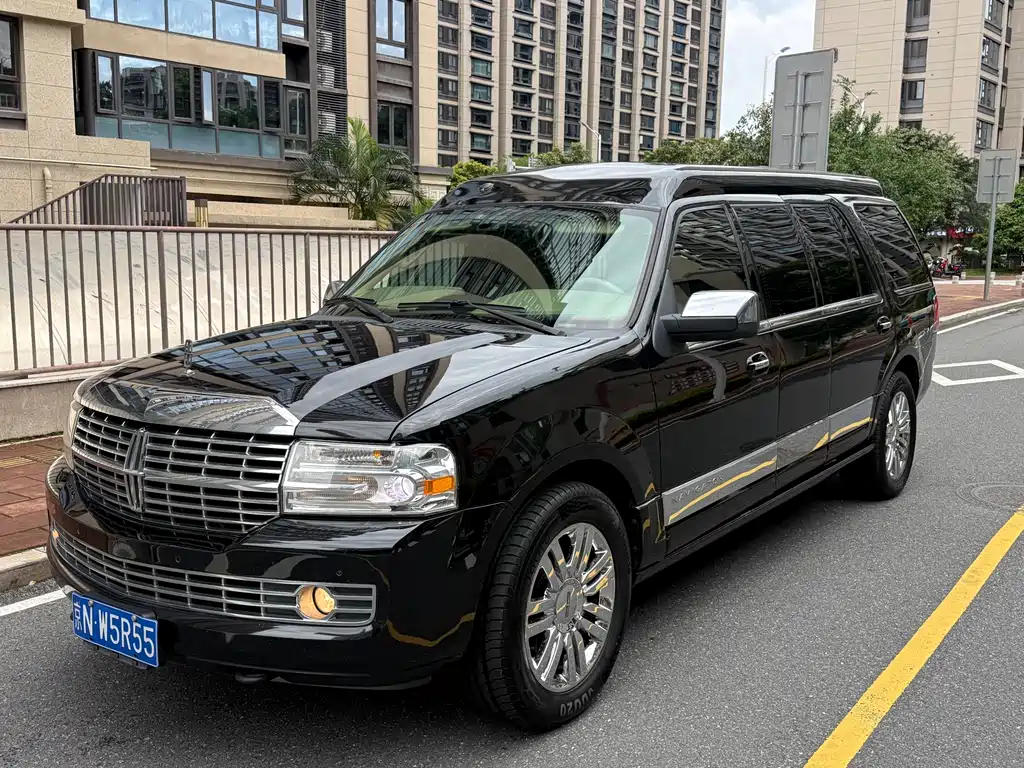 Lincoln Navigator 2010 — фото 1