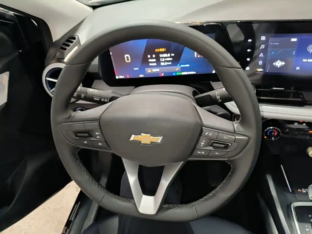 Chevrolet Cruze 2023 — фото 10
