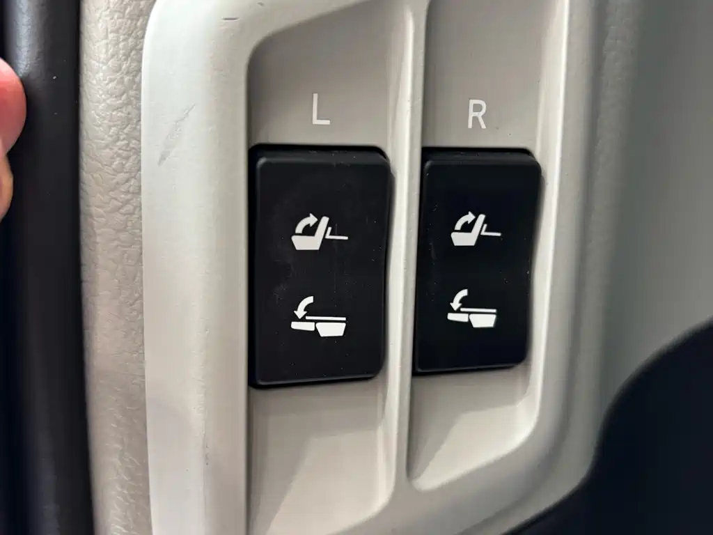 Toyota Prado 2019 — фото 21